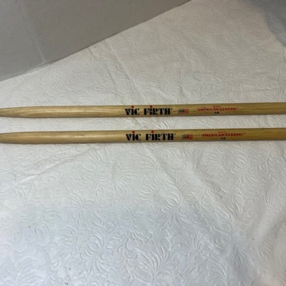 Vic Firth American Classic 5A Hickory Preowned, Drum Sticks 16" - Picture 1 of 9